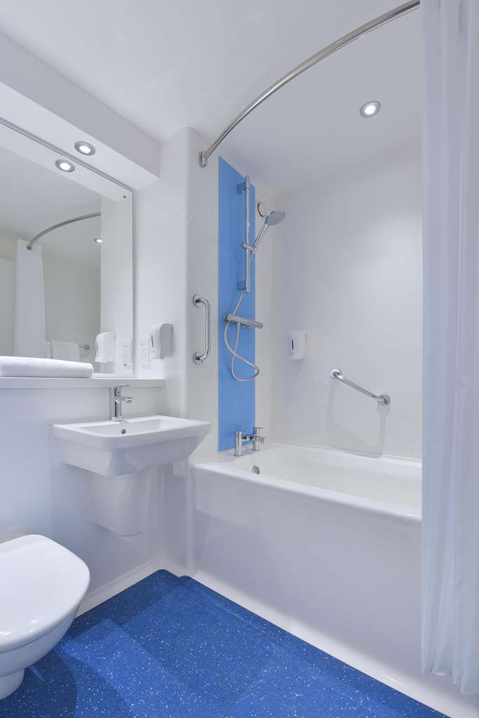 Travelodge Birmingham Oldbury โอลด์เบอรี ห้อง รูปภาพ